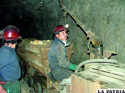 La minería de Huanuni debe diversificarse para ampliar su sostenimiento