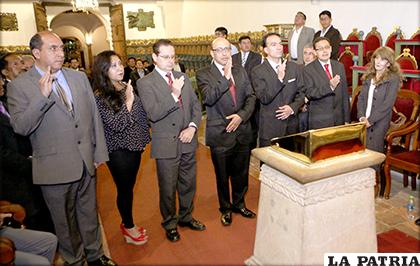 La nueva mesa directiva de la ANP, fue posesionada anoche en Sucre /ANP