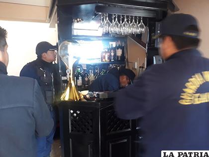 El local clandestino funcionaba en la calle Caro y Petot a plena luz del día /GAMO