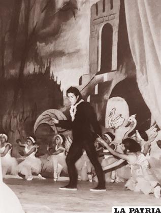 El primer Recital del Ballet Katushia  fue en el año 1972/ Katushia