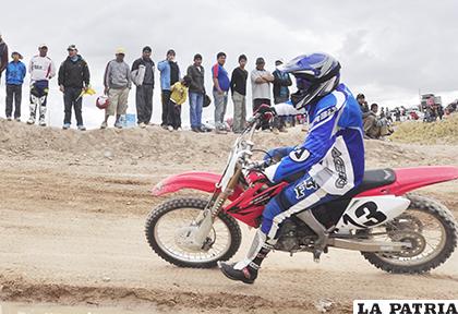 El motociclismo se traslada a la localidad de Paria /LA PATRIA