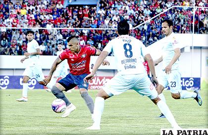 Bolívar en la primera fecha del Apertura venció a Wilstermann /APG