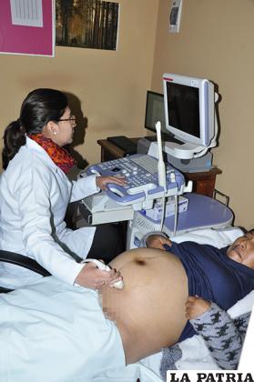 En este centro de salud se atenderán partos sin riesgo /Foto referencial /LA PATRIA /ARCHIVO