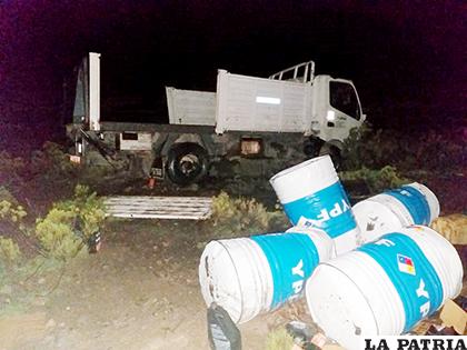 El camión presenta daños materiales de consideración/ LA PATRIA