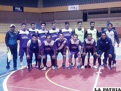 El plantel de Agua Santa espera con muchas ansias su debut en la Dimafusa /cortesía Orlando Tórrez