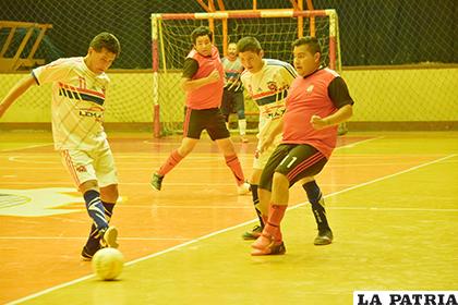 El fútbol de salón será la primera disciplina en ingresar en escena en la Adapo /LA PATRIA /ARCHIVO
