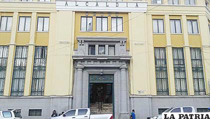 Muy poca gente se dirige a la Alcaldía a cancelar sus adeudos tributarios /LA PATRIA