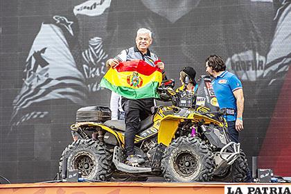 El pundonor deportivo motiva a Martínez a completar la competencia 
/dakar.com