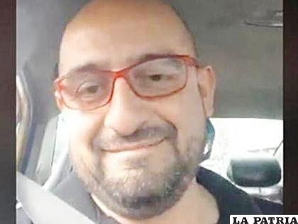 Freddy Contreras, protagonista del video, es un líder taxista que se identifica como presidente de la ONG Ayudantax