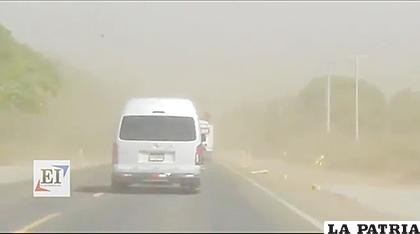 La Nube quita visibilidad a los conductores /elinformante.mx