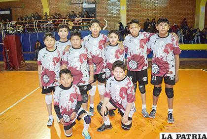 10 de Febrero fue un digno rival y se quedó con el subcampeonato
/Reynaldo Bellota /LA PATRIA
