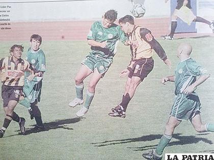 Luis Palacios en sus primeros años en el fútbol, vistió la casaca de Unión Central de Tarija