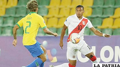 Brasil con mucho sacrificio dio cuenta de Perú 1-0 /as.com