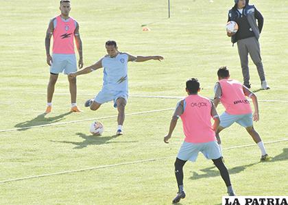 Roly Sejas será tomado en cuenta en el equipo titular
/ Cortesía Emilio Castillo