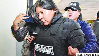 Elba Terán fue aprehendida por portar una cédula de identidad falsa
/ÁGINA SIETE