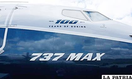 El modelo 737 MAX de Boeing está implicado en dos accidentes mortales /EL ECONOMISTA

