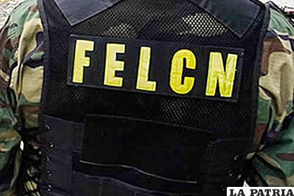 Las patrullas de la Felcn detectaron los paquetes de droga / Boliviaentusmanos