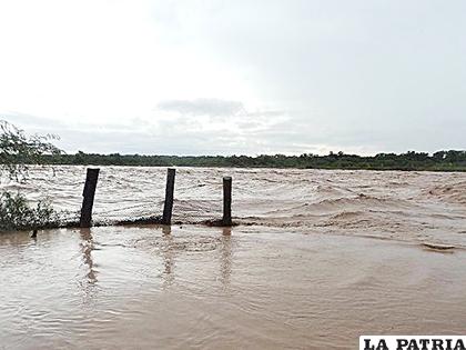 La alerta de nivel naranja se declara cuando la 
tendencia ascendente de los niveles de ríos y la 
persistencia e intensidad de las lluvias indican la posibilidad de desborde de los ríos /EJU