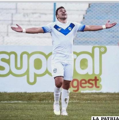 Rodrigo Vargas uno de los referentes del equipo “santo”, para el 2021 está en duda su continuidad /RR.SS.