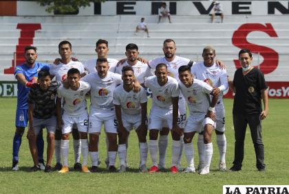 Real Santa Cruz terminó en el fondo de la tabla de posiciones /APG