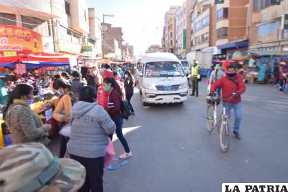 Vuelven las restricciones al comercio y transporte /LA PATRIA