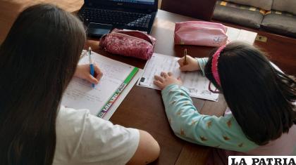 Se descartan clases presenciales debido al Covid-19 /lavozdegalicia.es