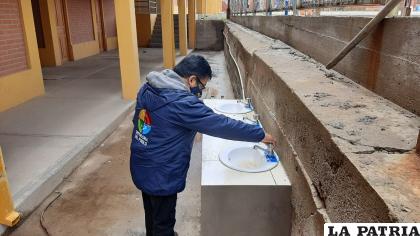 No todos tienen provisión continua de agua potable /Defensoría del Pueblo
