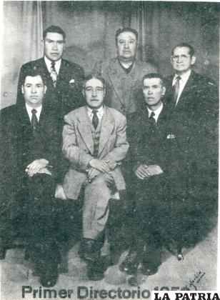 Primera directiva de los “colectiveros” 1952 a la cabeza de Hilarión Murillo