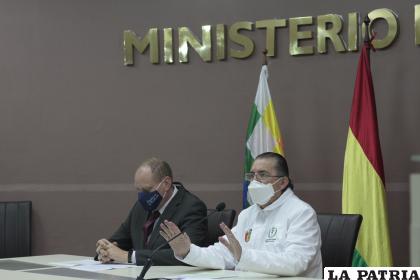 Durante el anuncio que estuvo a cargo del ministro de Salud, Édgar Pozo /APG