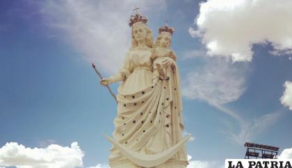 Monumento Escultórico de la Virgen, atractivo turístico de Oruro /LA PATRIA