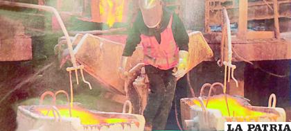 La industrialización de nuestros minerales debe ser una prioridad en la perspectiva del desarrollo nacional