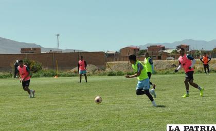 Alrededor de 20 jugadores se quedaron del periodo de pruebas /LA PATRIA