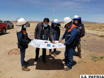 Durante la inspección de obras al proyecto /SeLA-oruro
