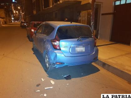 La esquina posterior izquierda de la vagoneta recibió el choque /LA PATRIA