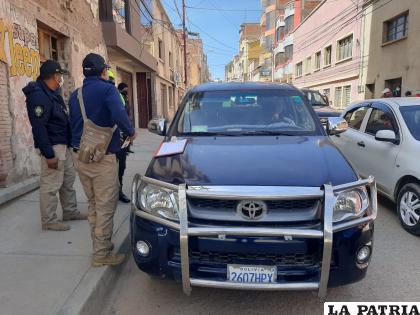 El conductor de la camioneta se quedó dormido a causa del estado etílico en el que se encontraba /LA PATRIA