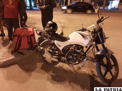 El motociclista no tuvo tiempo para frenar o esquivar al sujeto que estaba ebrio /LA PATRIA