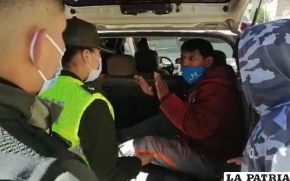 El conductor infractor se opuso a su arresto /LA PATRIA