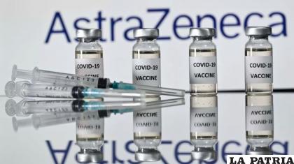Bolivia se beneficiará con 900 mil vacunas de AstraZeneca /RR.SS.