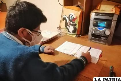 En 2021 algunas unidades educativas determinaron pasar clases semipresenciales 
/INTERNET
