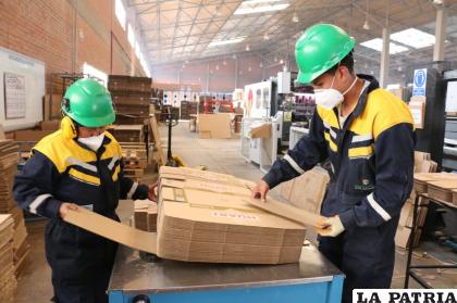 Según la CIO, Oruro tiende a crecer apenas el 3% en el sector formal /Cartonbol
