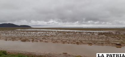 La época de lluvias durará hasta marzo por lo que esperan que el lago continúe llenándose /LA PATRIA
