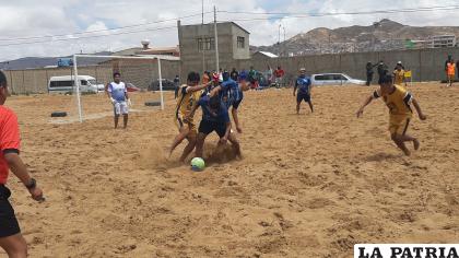Las semifinales del fútbol playa se vienen con todo /LA PATRIA
