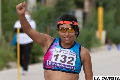 Mayra Quispe una gran exponente de la modalidad Marcha /FAB