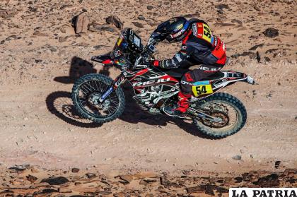 Daniel Nosiglia marcha a paso firme en la competencia /Team Nosiglia