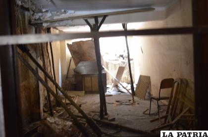 Por el estado en que se encuentra, solo queda derrumbar el edificio antiguo /LA PATRIA