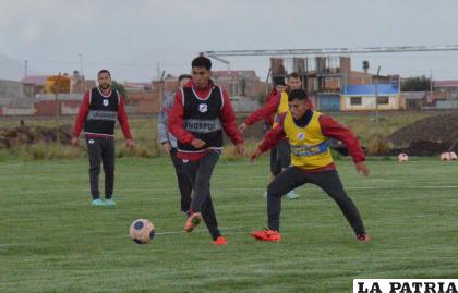 A pesar de la lluvia persistente el plantel potosino cumplió su trabajo planificado /la patria
