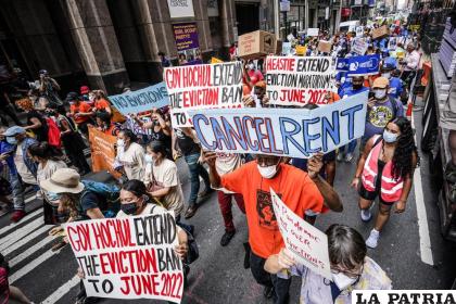 Una protesta contra el alto precio de la vivienda en Nueva York en 2021 /Foto AP/Mary Altaffer