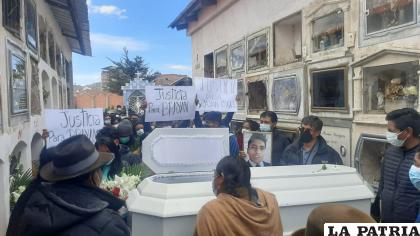 Familiares y amigos claman justicia /LA PATRIA