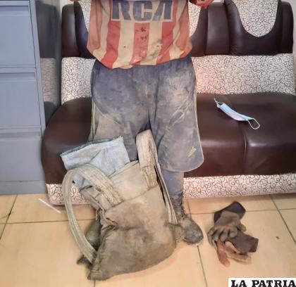 El ladrón de mineral fue aprehendido en el ingreso a Patiño 
/Archivo LA PATRIA