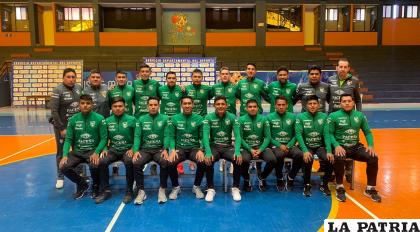 Integrantes de la selección boliviana de futsal /FBF